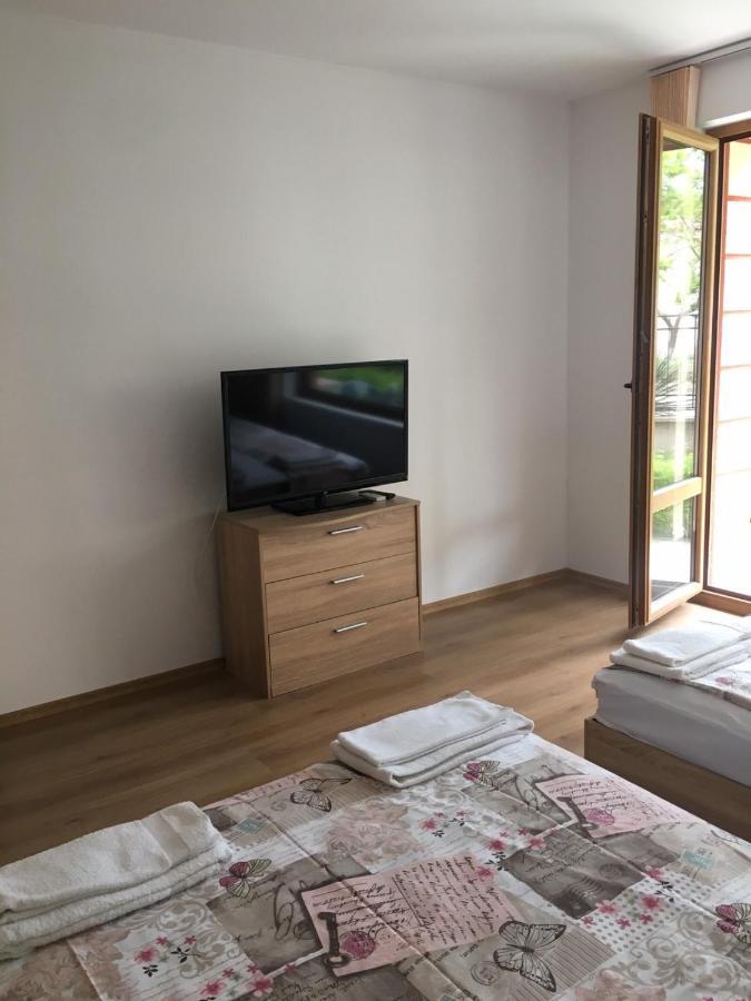 רבדה Villa Rossa Apartments מראה חיצוני תמונה