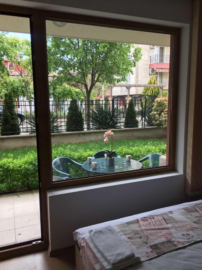 רבדה Villa Rossa Apartments מראה חיצוני תמונה