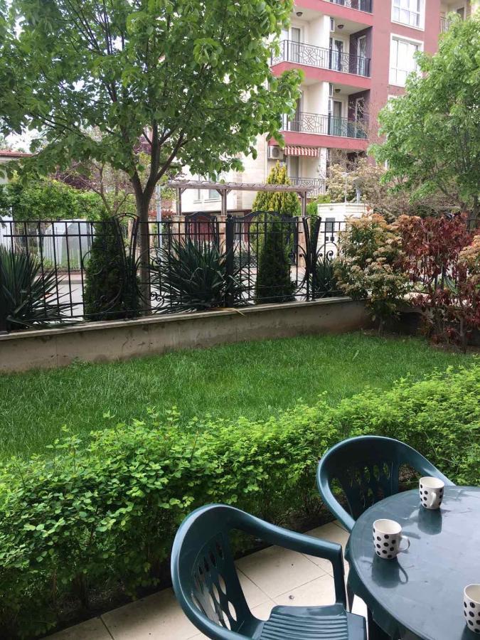 רבדה Villa Rossa Apartments מראה חיצוני תמונה
