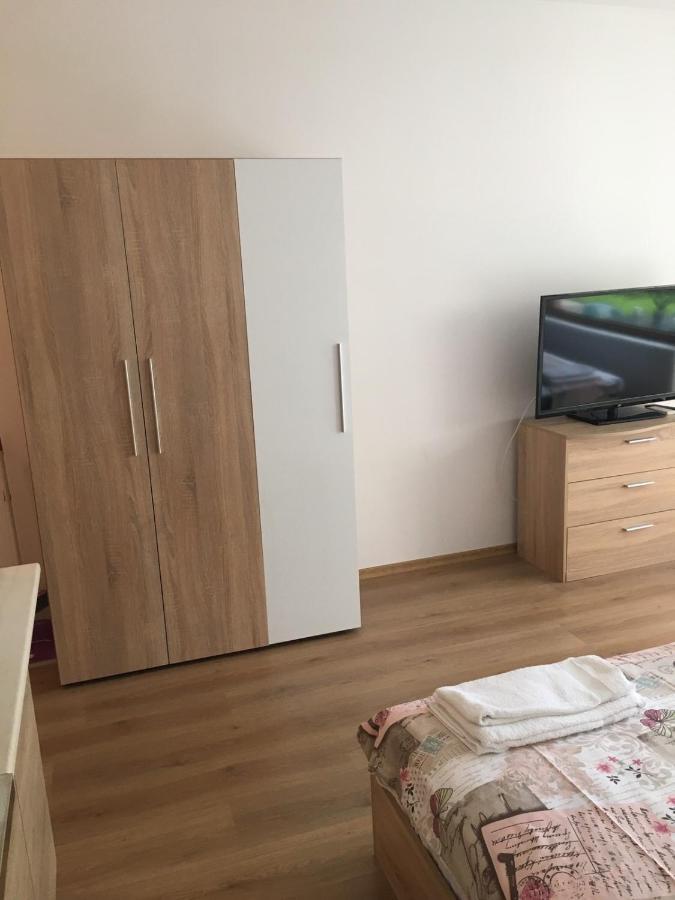 רבדה Villa Rossa Apartments מראה חיצוני תמונה