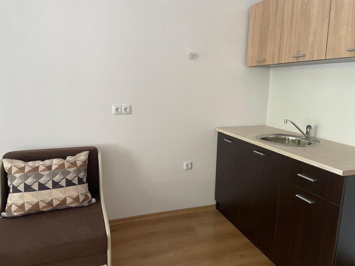 רבדה Villa Rossa Apartments מראה חיצוני תמונה