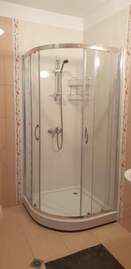 רבדה Villa Rossa Apartments מראה חיצוני תמונה