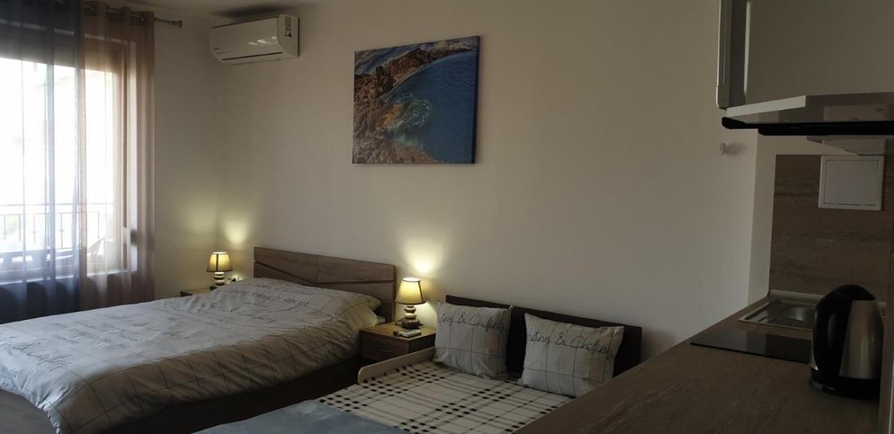 רבדה Villa Rossa Apartments מראה חיצוני תמונה