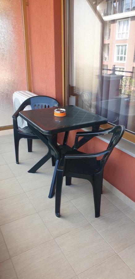 רבדה Villa Rossa Apartments מראה חיצוני תמונה